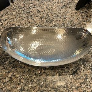 Oblong decorative dish